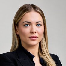 Andrea Djuricin Andrea Djuricin