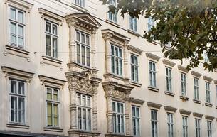 Wohnen im Altbauambiente zwischen Schlossquadrat und Naschmarkt 1050 Wien Wohnen im Altbauambiente zwischen Schlossquadrat und Naschmarkt 1050 Wien