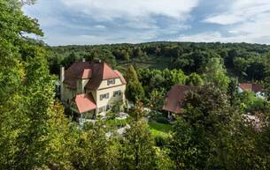 Wohnen Häuser EINZIGARTIGE LIEGENSCHAFT - HERRSCHAFTSHAUS MIT PARKÄHNLICHER ANLAGE 2105 Oberrohrbach