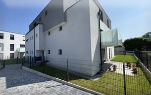 Anlage Wohnung Blumengasse - Bauteil B | Neubauprojekt | 2 Zimmer Wohnung - 1.OG | Balkon | Belagsfertig | Tiefgaragenstellplatz optional | Top B8 2700 Wiener Neustadt