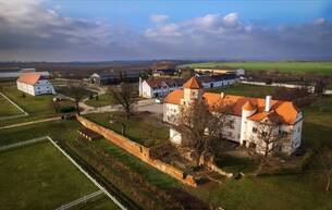 Gewerbe Häuser TRAUMSCHLOSS IN TSCHECHIEN – HISTORIE, CHARME & INVESTITIONSPOTENZIAL!!! 691 30 Vlasatice