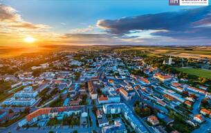 Anlage Wohnung Stark reduziert - Jetzt 6,2% Preisvorteil nutzen! ZUM JUNGBRUNNEN! Ideal für Anleger - TOP Neubauprojekt! Optimale Raumaufteilung inkl. Loggia + Beste Infrastruktur + Hochwertige Materialien + Garagenplatz optional! 2130 Mistelbach