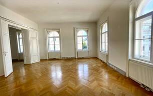 Gewerbe Büro/Praxis Schöne Altbaubürofläche Nähe Schottenring zu mieten 1010 Wien