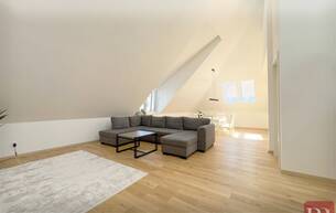 Wohnen Wohnung Exklusive Dachgeschosswohnung im Herzen von Klosterneuburg 3400 Klosterneuburg