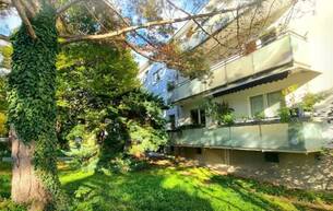 Anlage Wohnung Absolute Grün- und Ruhelage! Gebraucht. Gepflegt. Geliebt! Perfekt aufgeteilte 3-Zimmer + separate Küche / 2 Balkone / Viele Möglichkeiten! Ruhig wohnen, gut leben! 1230 Wien Anlage Wohnung Absolute Grün- und Ruhelage! Gebraucht. Gepflegt. Geliebt! Perfekt aufgeteilte 3-Zimmer + separate Küche / 2 Balkone / Viele Möglichkeiten! Ruhig wohnen, gut leben! 1230 Wien