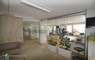 Gewerbe Büro/Praxis Moderne, flexibel gestaltbare Büroflächen vis-à-vis UNO Cityca. 289 m², Terrasse & Loggien 1220 Wien