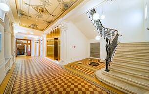 Gewerbe Büro/Praxis Topmodernes, loftartiges Open Space Büro auf zwei Ebenen mit Terrasse im Telegraf 7 zu mieten 1060 Wien