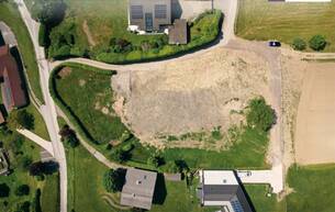 Wohnen EIN AUSBLICK DER VERZAUBERT! IHR TRAUMHAUS AM ZÖSENBERG MIT BLICK ÜBER GRAZ! Idyllisch & unvergleichlich! VEREINBAREN SIE JETZT IHREN BESICHTIGUNGSTERMIN! 8045 Weinitzen