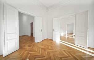 Wohnen Wohnung Topsanierte 4-Zimmer Stilaltbauwohnung | sehr hell | 154m² | ca. 4m Raumhöhe | Luftwärmepumpe 1040 Wien