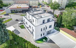 Wohnen Reihen/Doppelhaus Erstbezug mit 135m², 5 Zimmern, Eigengarten, Luftwärmepumpe & Klima | überdachter KFZ-Stellplatz 2000 Stockerau Wohnen Reihen/Doppelhaus Erstbezug mit 135m², 5 Zimmern, Eigengarten, Luftwärmepumpe & Klima | überdachter KFZ-Stellplatz 2000 Stockerau