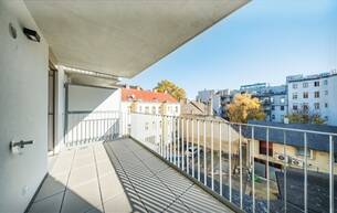 Wohnen Wohnung charmante 3-Zimmer Wohnung mit bodentiefen Fenstern und 2 Balkone >> Top Anbindung 1210 Wien