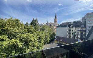 Gewerbe Büro/Praxis SUPER LAGE! PENTHOUSE-BÜRO - Helle Büro- oder Ordinationsflächen inkl. Klimaanlage, Glasfaseranschluss + 3 BALKONE! Tiefgaragenplätze vorhanden!! TOP-SICHTBARKEIT! 8010 Graz Gewerbe Büro/Praxis SUPER LAGE! PENTHOUSE-BÜRO - Helle Büro- oder Ordinationsflächen inkl. Klimaanlage, Glasfaseranschluss + 3 BALKONE! Tiefgaragenplätze vorhanden!! TOP-SICHTBARKEIT! 8010 Graz