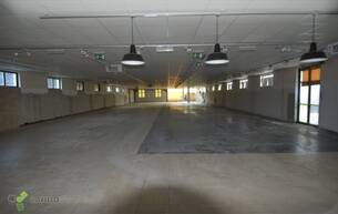 Gewerbe Einzelhandel Geschäftslokal mit Parkplatz 2601 Sollenau