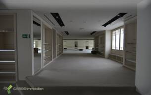 Gewerbe Lager Große Geschäftslokal mit Lager und Parkplätzen 3370 Ybbs an der Donau Gewerbe Lager Große Geschäftslokal mit Lager und Parkplätzen 3370 Ybbs an der Donau