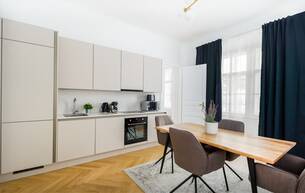 Wohnen Wohnung Edle 2-Zimmer-Altbauwohnung mit Designer-Möblierung im Herzen Wiens 1010 Wien