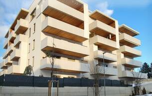 Anlage Wohnung RIESIGE DACHTERRASSE + HOCHWERTIGE AUSSTATTUNG + SÜD/WEST Ausrichtung + Tiefgarage! Nur 7 Min. von Graz entfernt! 8075 Hart bei Graz