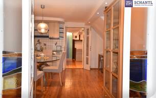 Wohnen Wohnung Zentraler geht es nicht - Stilvolle 4-Zimmer-Dachgeschosswohnung im Herzen der Grazer Altstadt! 3D-Rundgang verfügbar! 8010 Graz