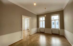 Wohnen Wohnung Erstklassig sanierte 2-Zimmer-Altbauwohnung in begehrter Lage 1090 Wien