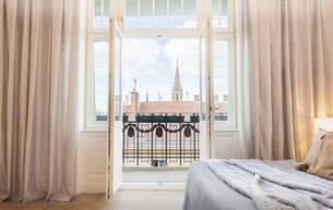 Wohnen Wohnung STILVOLL WOHNEN IM HERZEN WIENS - WOHNSALON, BALKONE UND AUSBLICK MIT ALTBAU-CHARME 1030 Wien