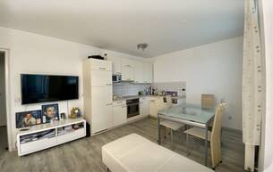 Wohnen Wohnung Befristet vermietete,2-Zimmer-Wohnung mit Loggia, Dachterrasse & Pool in Simmering! 1110 Wien