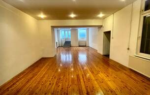 Gewerbe Büro/Praxis Büro an der Linken Wienzeilemit direktem Straßenzugang zu mieten 1060 Wien