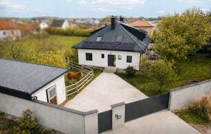 Wohnen Einfamilienhaus EIN HAUS, EIN ÄFFCHEN UND EIN PFERD - HIER MACHST DU DIR DIE WELT, WIDEWITT SIE DIR GEFÄLLT! 7122 Gols