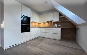 Wohnen Wohnung ZUM VERLIEBEN: EIN DACHGESCHOSS-TRAUM MIT BALKON - ERSTBEZUG! 1170 Wien