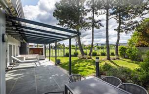 Wohnen Alles möglich! Vom exklusiven Wohntraum bis zum Highclass-Firmenstandort (oder beides in einem) | Designerhaus mit traumhaftem Garten | Edelstahlpool, Sauna, Weinkeller | Doppelgarage, zwei Eingänge 2700 Wiener Neustadt Wohnen Alles möglich! Vom exklusiven Wohntraum bis zum Highclass-Firmenstandort (oder beides in einem) | Designerhaus mit traumhaftem Garten | Edelstahlpool, Sauna, Weinkeller | Doppelgarage, zwei Eingänge 2700 Wiener Neustadt