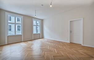 Wohnen Wohnung Altbau-Erstbezug in bester Stadtlage - Helle 2-Zimmer-Wohnung im 3. Liftstock - Nähe Mariahilfer Straße 1060 Wien