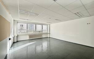 Gewerbe Büro/Praxis Gesamte 1. Etage in Bürogebäude bei U4 und U6! Vielfältige Möglichkeiten - Seminare, Kanzlei, Ordination, Studio uvm! 1120 Wien Gewerbe Büro/Praxis Gesamte 1. Etage in Bürogebäude bei U4 und U6! Vielfältige Möglichkeiten - Seminare, Kanzlei, Ordination, Studio uvm! 1120 Wien
