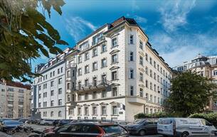 Wohnen Wohnung Über den Dächern Wiens - Elegante 2 Zimmer Dachgeschoß-Wohnung 1040 Wien