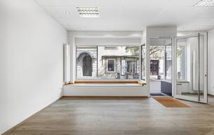 Gewerbe Einzelhandel Erstbezug im Zentrum! Flexible Geschäftsfläche auf ca. 60 m² | Sofort verfügbar | Parkplatzanmietung möglich 2700 Wiener Neustadt