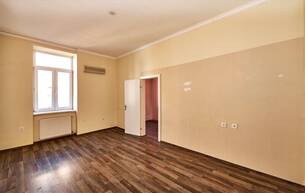 Wohnen Wohnung Unsaniert & einzigartig – Altbaujuwel mit Potenzial 1050 Wien