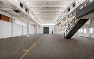 Gewerbe Lager Kaltlagerhalle mit ebenerdiger Einfahrt |Autobahnnähe 4020 Linz