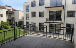 Anlage Wohnung Elegante 4 Zimmer im Erstbezug mit viel Ruhe und süßem Balkon! 2301 Groß-Enzersdorf