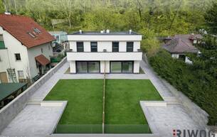 Wohnen Reihen/Doppelhaus Neubau-Doppelhaus mit großem Garten und eigenem Waldstück | 4 Zimmer | Südseitiger Garten/Terrasse | Vollunterkellert | Luftwärmepumpe | 2 Einheiten verfügbar 3400 Klosterneuburg