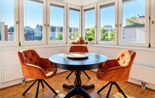 Wohnen Wohnung Endlich zu Hause! Helle 3-Zimmer-Wohnung mit Charme & gemütlicher Essecke! Sonniges Wohnzimmer mit viel Platz für die ganze Familie! Ruhige Lage nähe Neuer Donau 1210 Wien