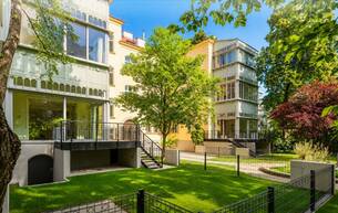 Wohnen Objekt der Sonderklasse! Wohnen mit eigenem Garten, angrenzendem Schlosspark & privatem Weinkeller 1130 Wien Wohnen Objekt der Sonderklasse! Wohnen mit eigenem Garten, angrenzendem Schlosspark & privatem Weinkeller 1130 Wien