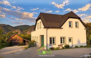 Gewerbe Häuser Vielseitige Liegenschaft in der Wachau – Weinkeller mit großem Potenzial 3602 Rossatz