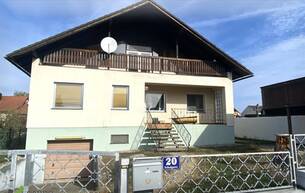 Wohnen Einfamilienhaus Wohnhaus mit Garten, Balkon und großzügigem Kellerbereich 2401 Fischamend