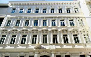Anlage Wohnung Ein Meisterwerk der Gründerzeit – neu inszeniert und auf Anhieb zum Verlieben! 1080 Wien Anlage Wohnung Ein Meisterwerk der Gründerzeit – neu inszeniert und auf Anhieb zum Verlieben! 1080 Wien